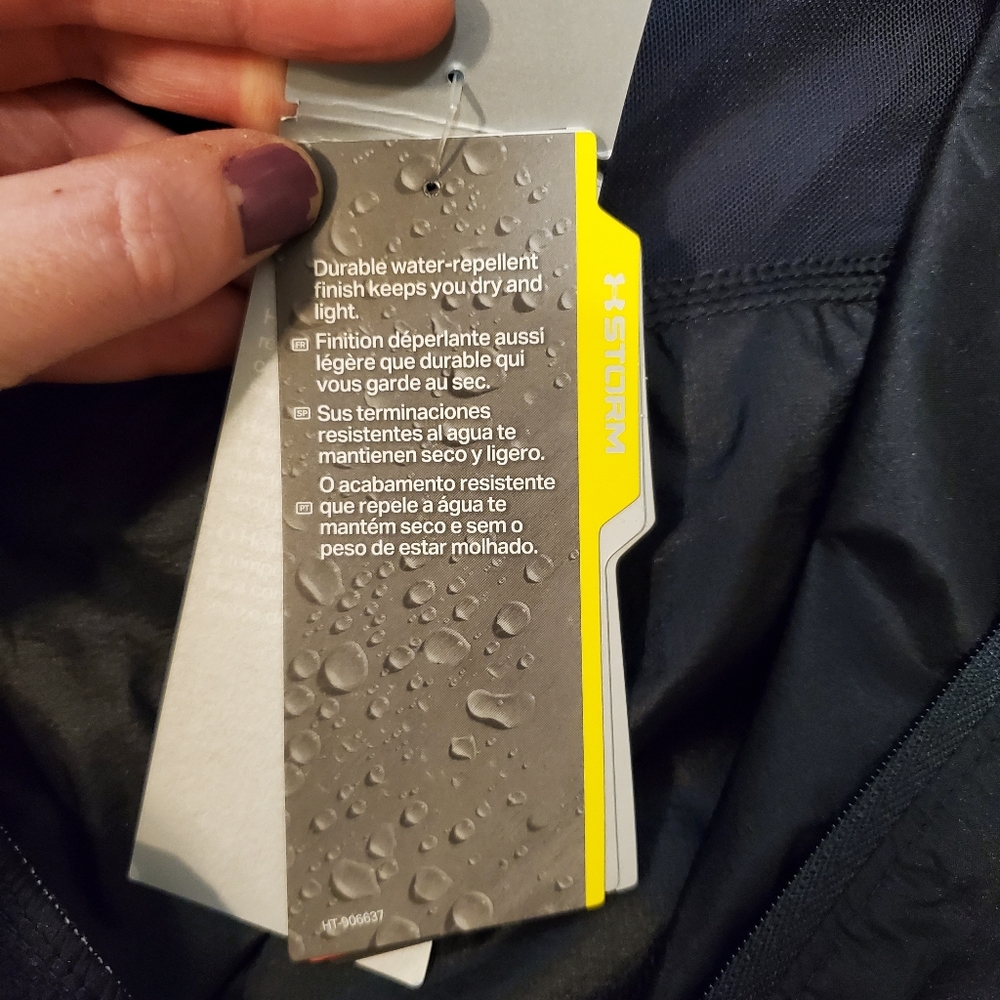 Underarmour Running Jacket - Picture 5 of 7